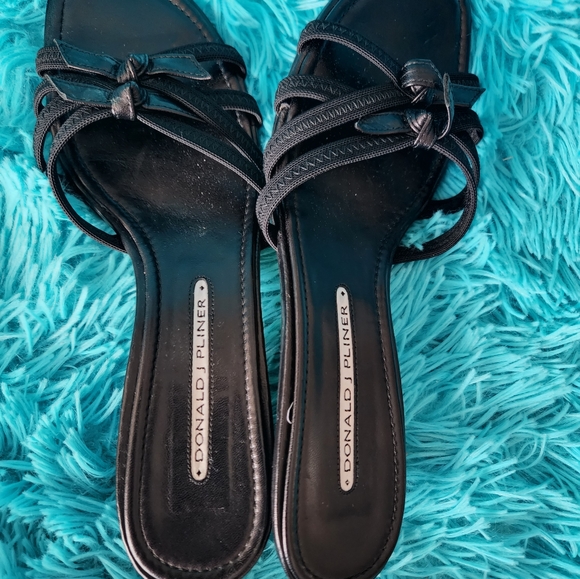 Donald j pliner sandals - Picture 6 of 7